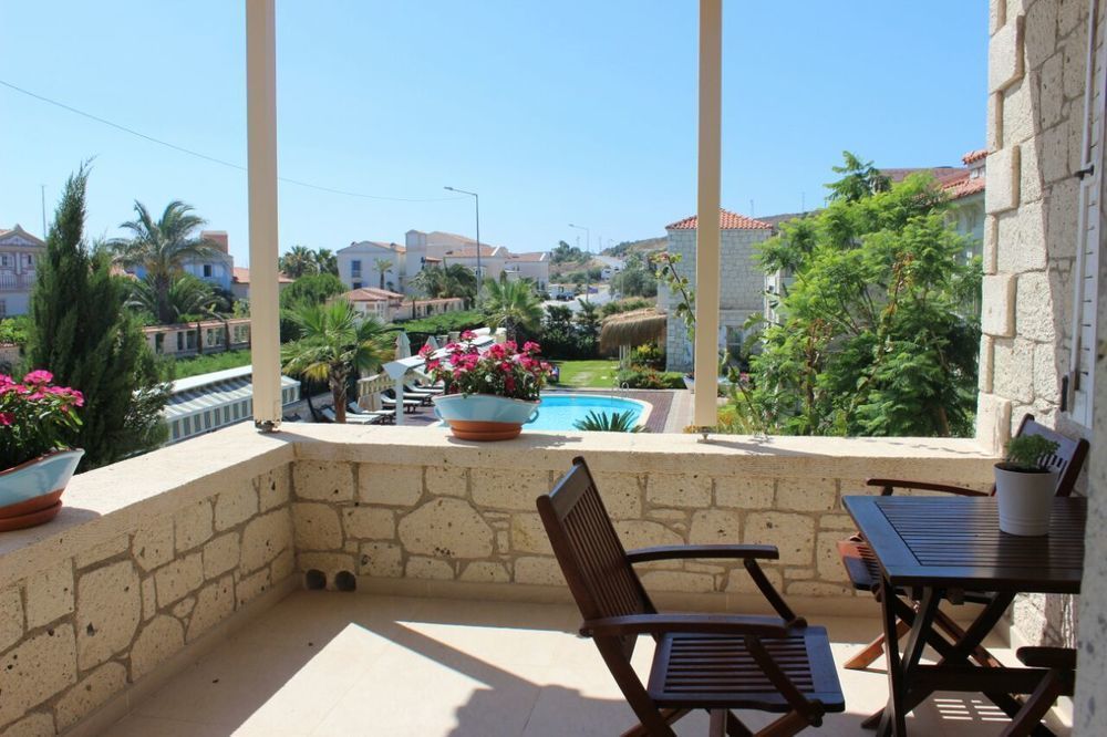 Alacati Marina Palace Екстериор снимка