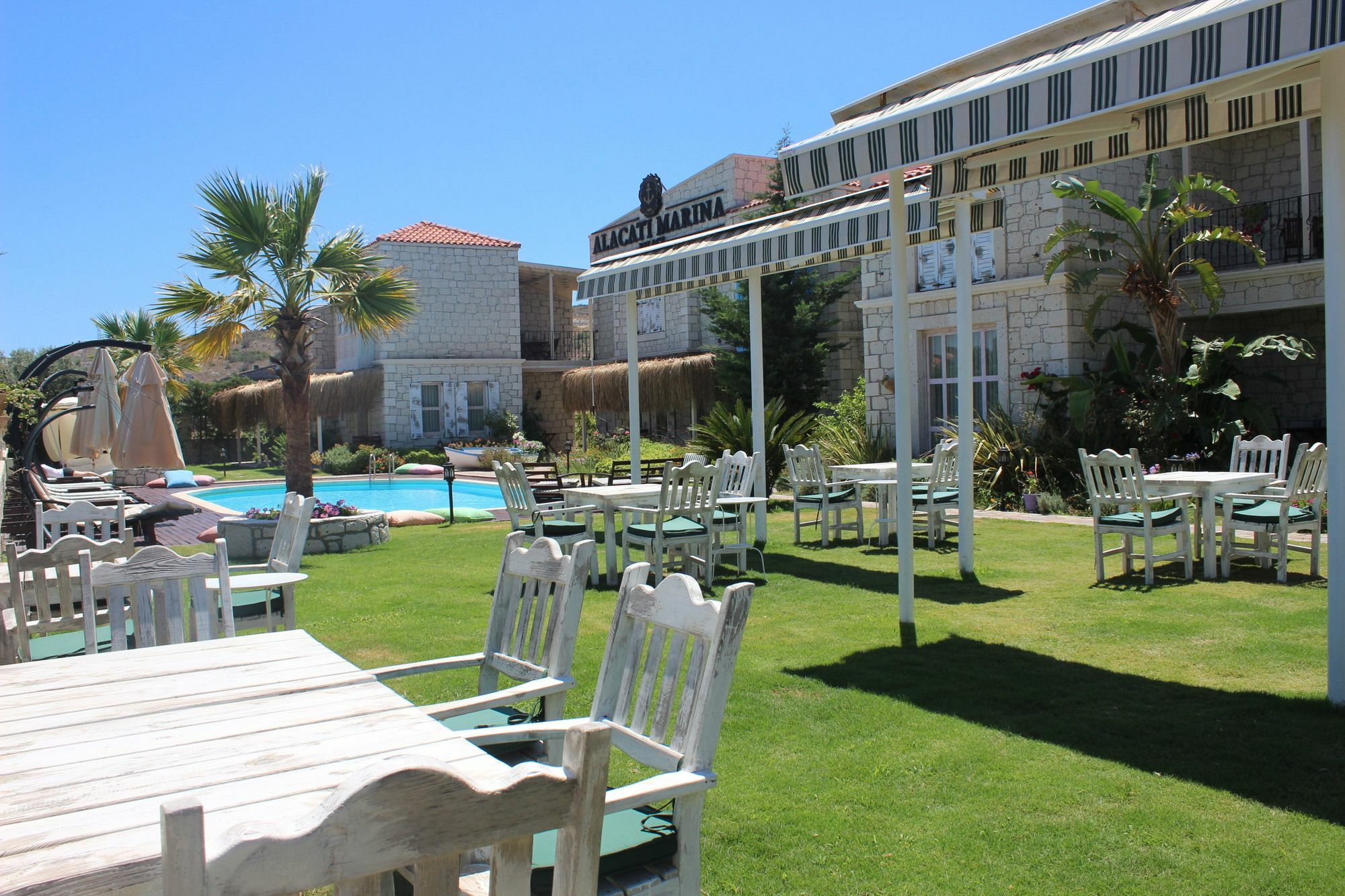 Alacati Marina Palace Екстериор снимка